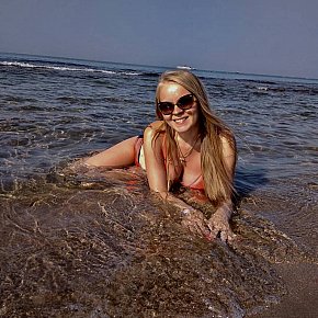 Zhanna Mignonă escort in Moscow offers Girlfriend Experience(GFE) services