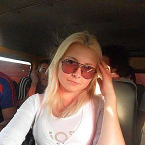 Zhanna Mignonă escort in Moscow offers Girlfriend Experience(GFE) services