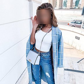 Hena Model/Fost Model escort in  offers Girlfriend Experience(GFE) services