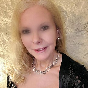 Lena All Natural
 escort in Paris offers Lingerie services