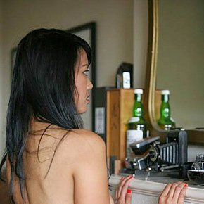 Dilah escort in  offers Sărut services