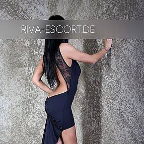Amelie escort in  offers Zungenküsse services