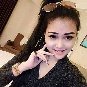 Amelia-Slim-girl escort in Jakarta offers Blowjob without Condom services