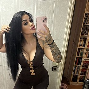 SPANISH-MARTA-STUDENT Deportista escort in Madrid offers Besar
 services