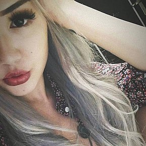 Mary Completamente Natural escort in  offers Ejaculação no rosto services
