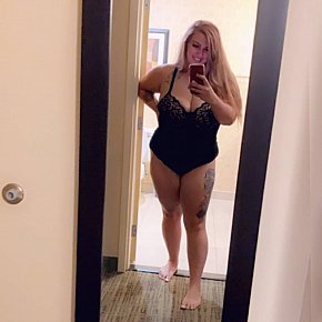 CocoChanelXXX escort in 