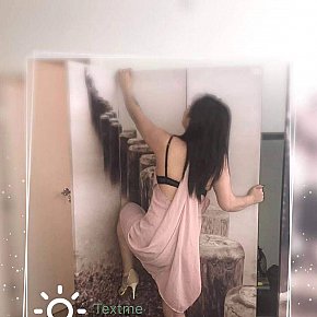 Sandra Vip Escort escort in Vancouver offers Girlfriend Experience(GFE) services