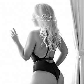 Amber Sin Operar escort in Bratislava offers Juegos con dildo
 services