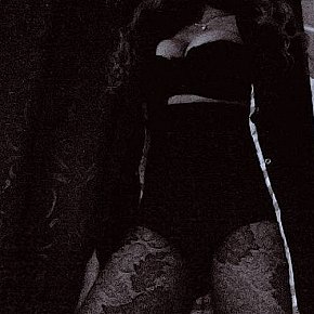 Gabriella-Vogue escort in Aarhus offers Deep Throat services
