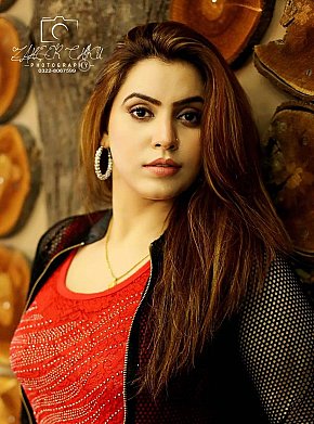 Riya escort in  offers Pipe sans capote services