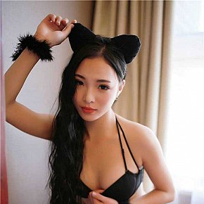 Georgie escort in London offers Venida en la cara
 services