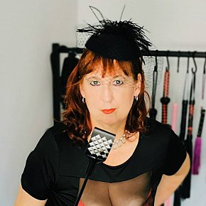 Mistress-Jasmin_USA escort in Lisbon offers Trampling services