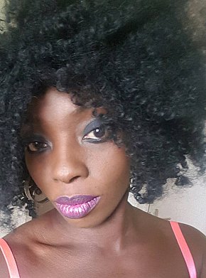 Missay Posterior Mare escort in Paris offers Sex în Diferite Poziţii services