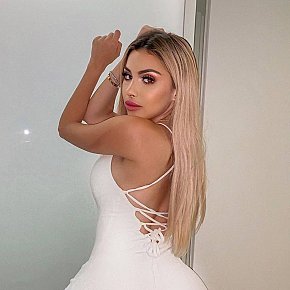 MIRANDA Musculada
 escort in Nicosia offers Beso francés
 services