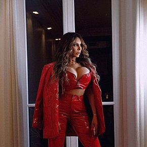 Mila-GFE-Paris-16eme Occasionale escort in Paris offers Pompino con preservativo services
