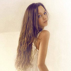JULIETTE-AMOUR Vip Escort escort in Paris offers Cum on Face services