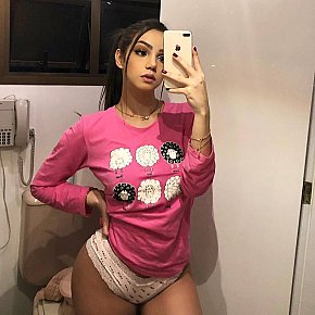 sliver Completamente Naturale escort in Doha offers 69 Position services