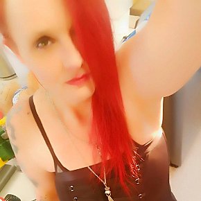 Candy escort in Adelaide offers Küssen bei Sympathie services