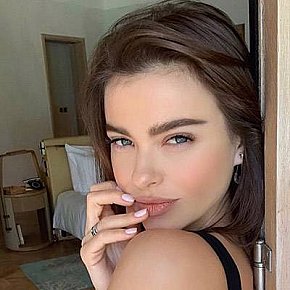 Elena escort in  offers Sexo oral sem preservativo e engolir services