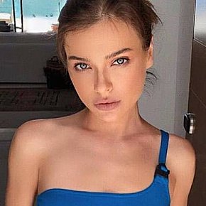 Elena escort in  offers Sexo oral sem preservativo e engolir services
