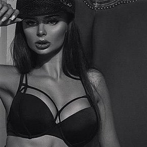 Vera escort in Chisinau offers Mamada sin condón tragando
 services