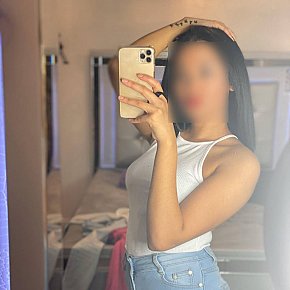 MELLY Natürlich escort in Toronto offers Ins Gesicht spritzen services