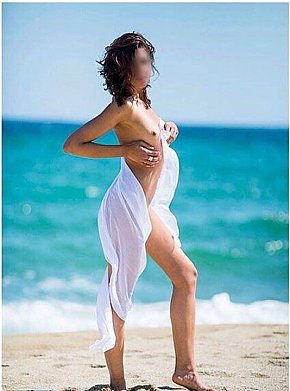 Elodie escort in Geneva