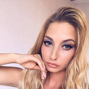 Kamilla_GFE escort in Rome offers Beso francés
 services
