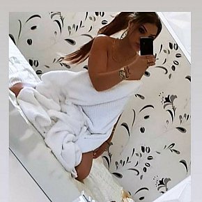 Benny Modella/Ex-modella escort in Sofia offers Sesso in posizioni diverse services