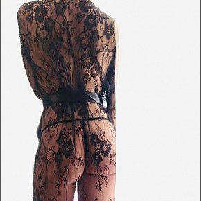 shadeofmaya Completamente Natural escort in Paris offers Posição 69 services