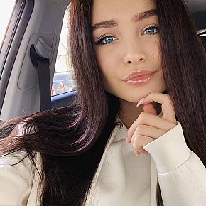 MIRRA Modelo/exmodelo
 escort in Paris offers Masaje íntimo
 services