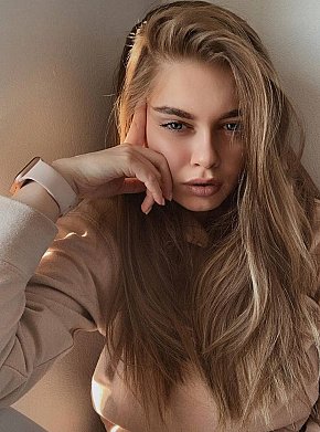 MACKENZIE Superbunduda escort in Paris offers Experiência com garotas (GFE) services