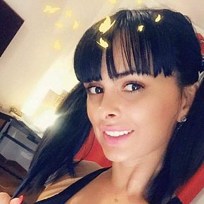 SOFINA Deportista escort in Paris offers Juegos con dildo
 services