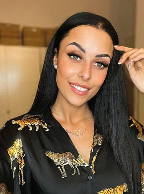 JACKIE Super-culo escort in Paris offers Massaggio erotico services