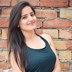 maya College Girl
 escort in Karachi offers Cum on Face services