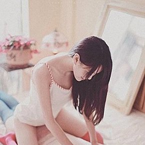 Cicy-and-Julia escort in Abu Dhabi offers Sărut(dupa compatibilitate) services