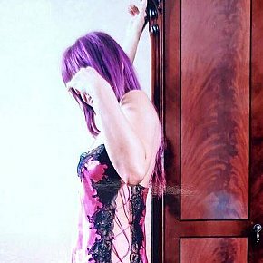 Tantra-Dara Madura escort in Wien offers Massagem erótica services