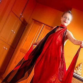 Tantra-Dara Madura escort in Wien offers Massagem erótica services