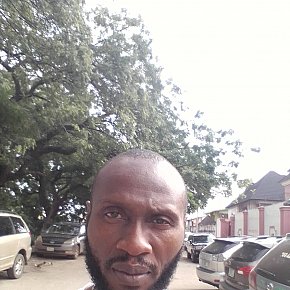 Drapon Natürlich escort in Lagos