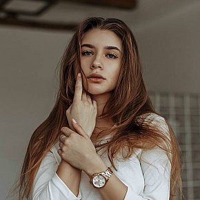 Angelika Completamente Natural escort in 