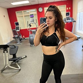 Nature Petite escort in London