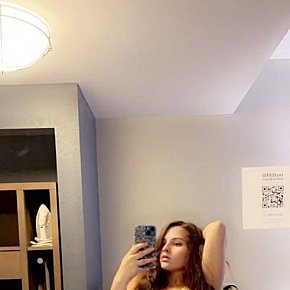 Nature Petite escort in London