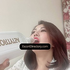 Hellen escort in  offers Snowballing services