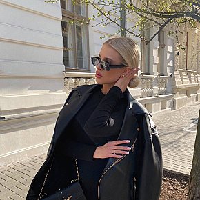Sarrah Vip Escort escort in Bucharest