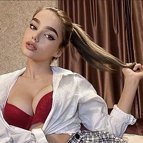 AIFRIC Modelo/Ex-modelo escort in Paris offers sexo oral com preservativo services