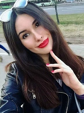 FROYA Garota De Colegial escort in Istanbul offers Experiência com garotas (GFE) services