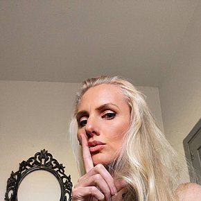 Mistress-Nicole Entièrement Naturelle escort in Barcelona offers Soumission/esclave (hard) services