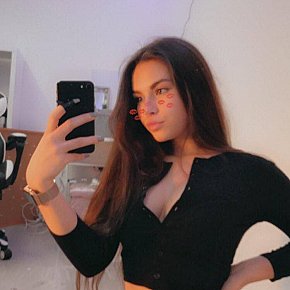Louane escort in Cannes offers Venida en el cuerpo (COB)
 services