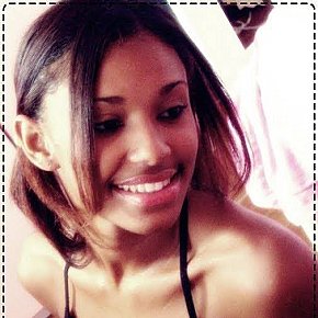 Bruna-Castelo escort in Niterói offers 69 Position services