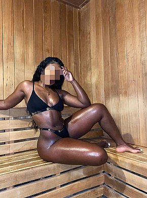 Safira Muscular escort in Fortaleza offers Experiência com garotas (GFE) services